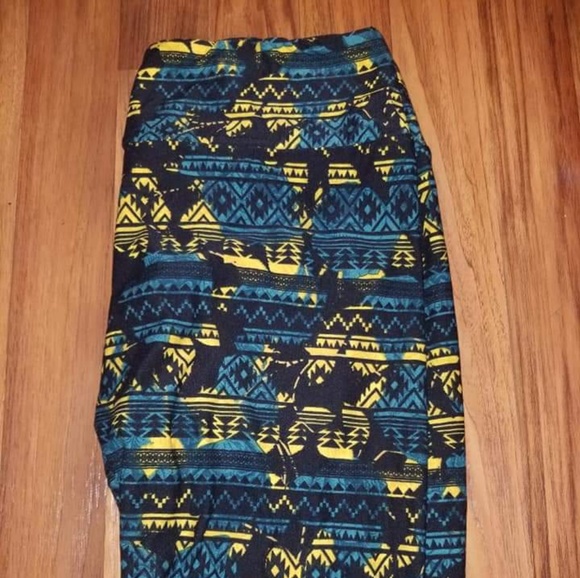 Lularoe TC Leggings- Multiple leggings available - Picture 2 of 8